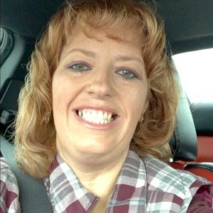 Meet your Posher, Angie